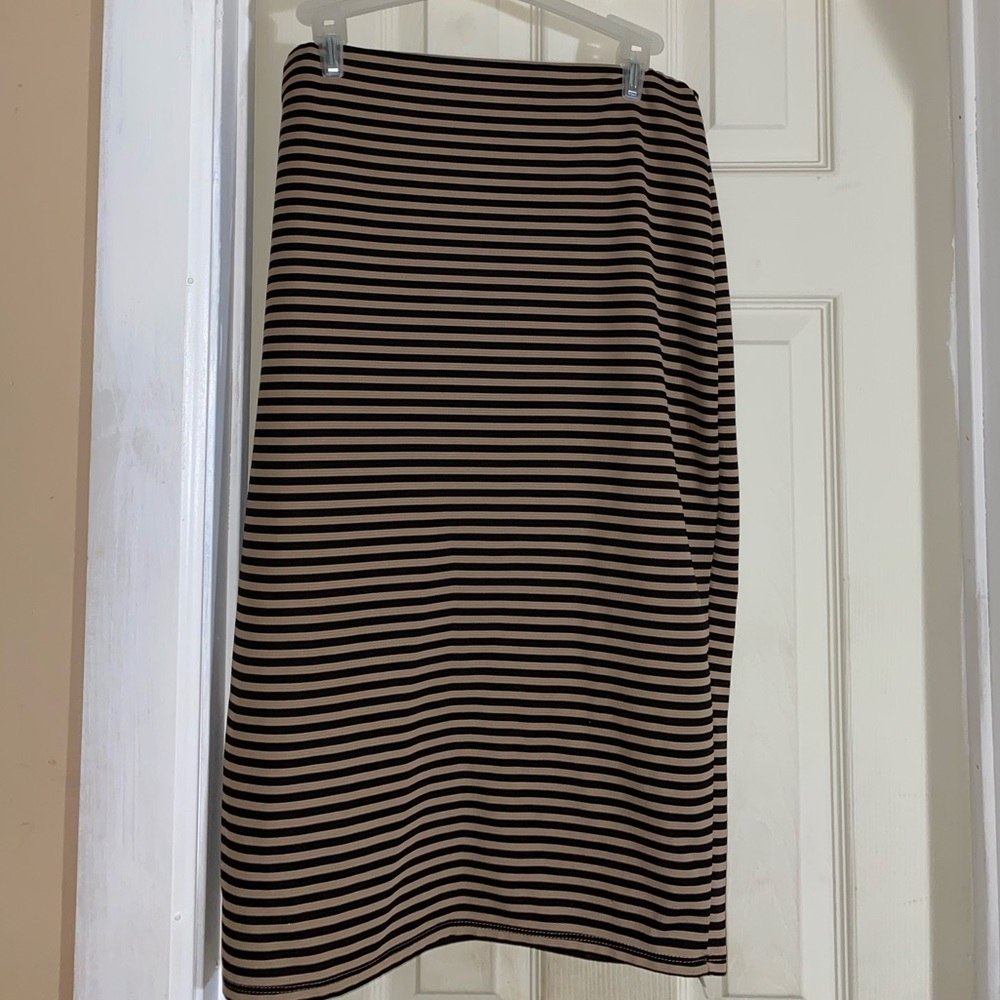 Striped pencil skirt